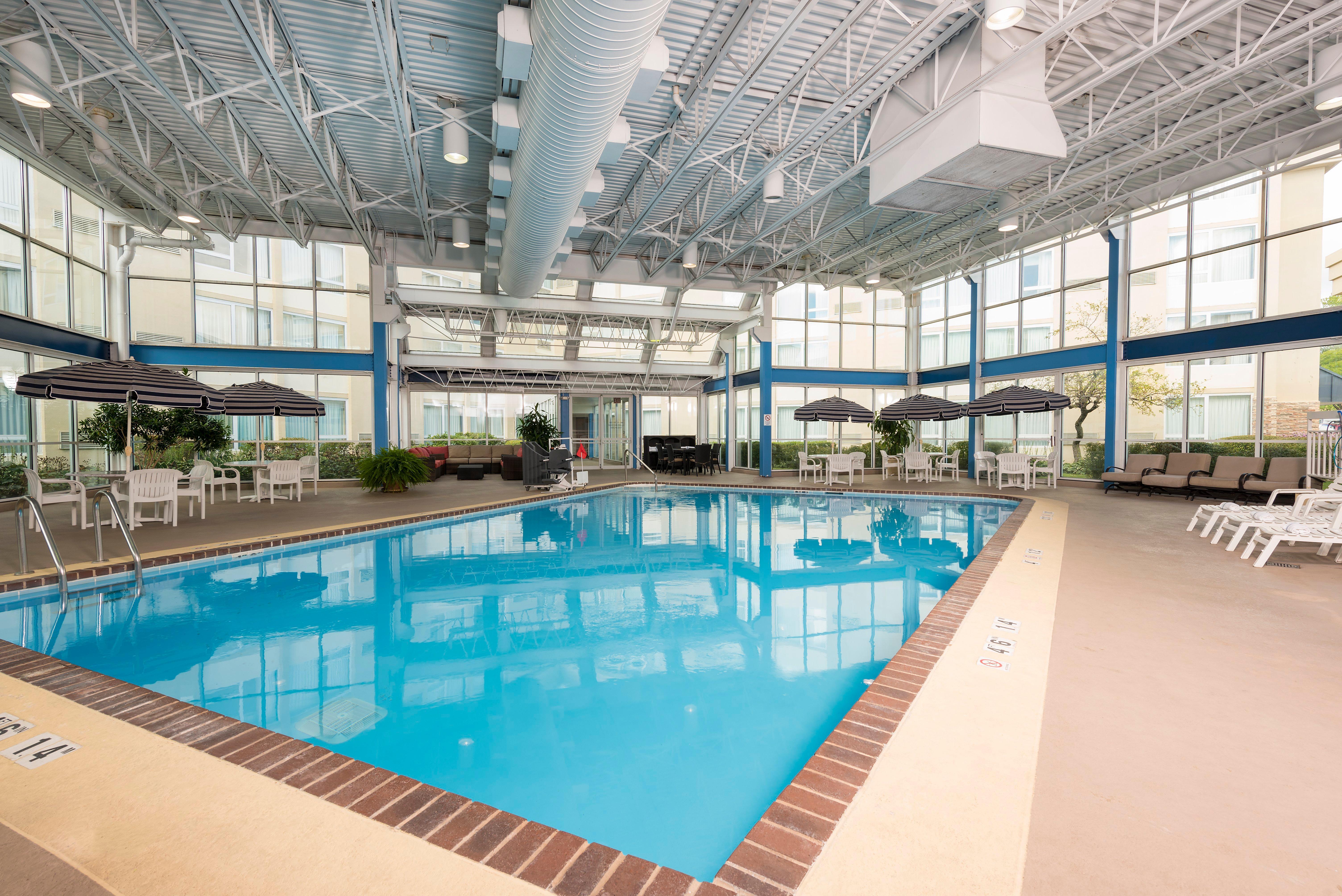 Holiday Inn Chicago - Elk Grove, An Ihg Hotel Елк-Ґров-Віллідж Екстер'єр фото